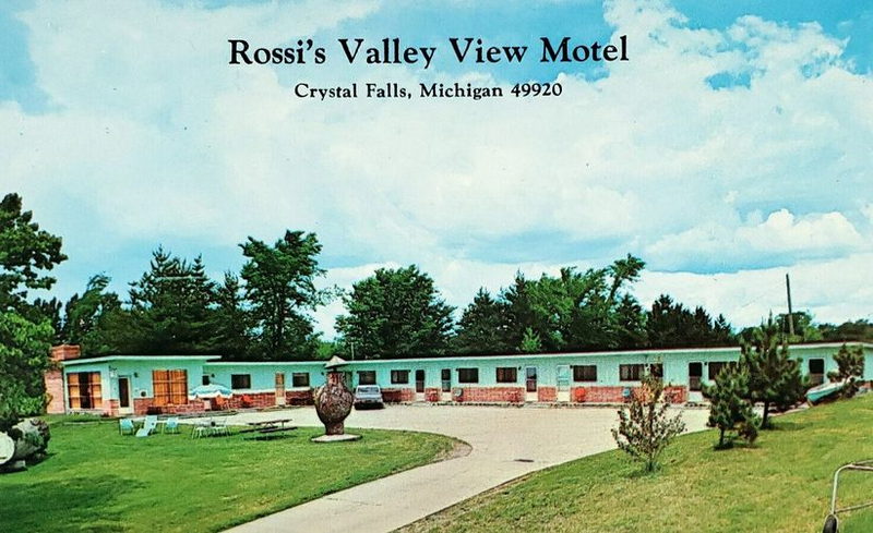 Valley View Motel - Vintage Postcard (newer photo)
